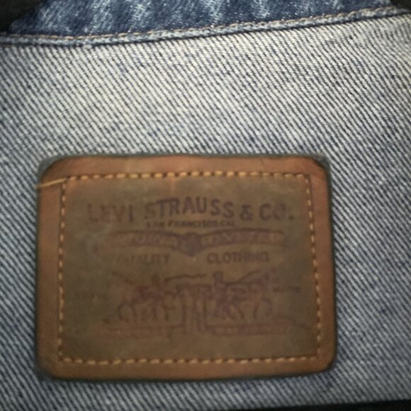 Levis Vintage Denim Jacket Custom Airbrush Design Graffiti Art Ce-Ce BK Shorty L - Picture 3 of 8